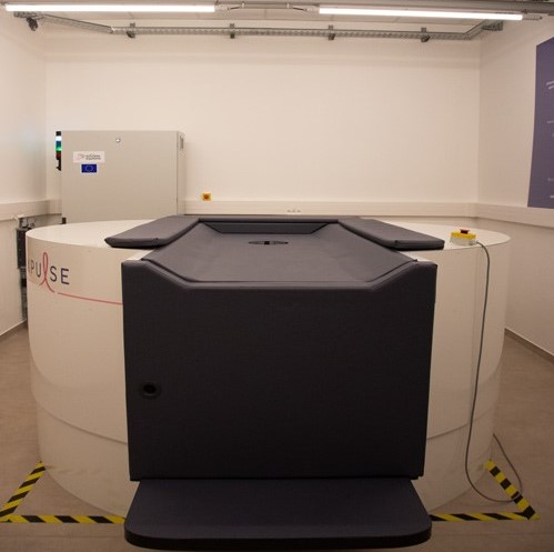 Prototype tomographe à contraste de phase XPulse vu de l'extérieur